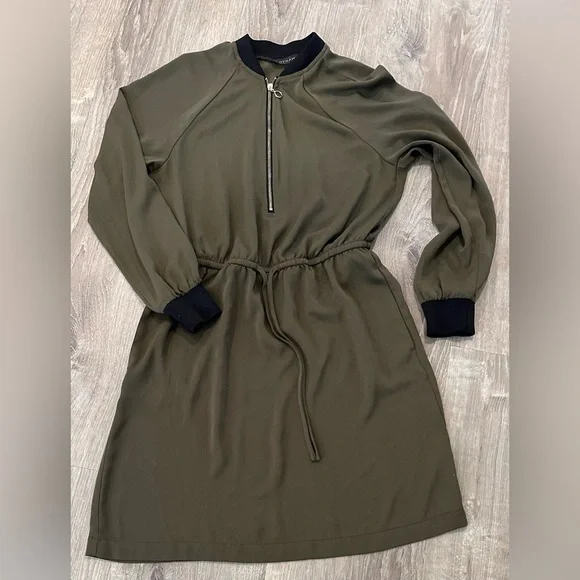 💚💚Army Green Cinched Dynamite Dress - Size Small 💚💚 - Picture 8 of 11